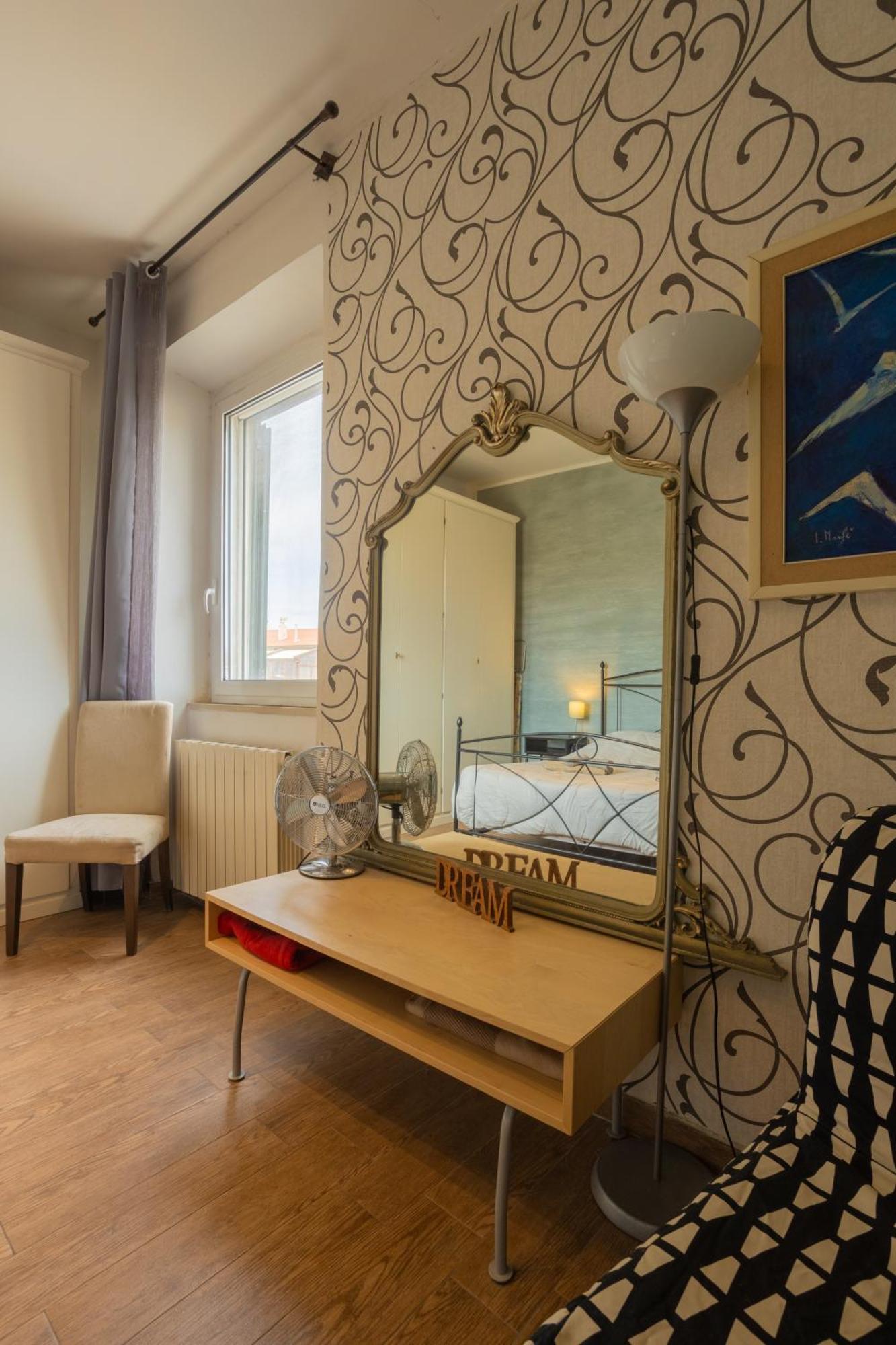 L'Originario Salviano Family Apartment ลีวอร์โน ภายนอก รูปภาพ